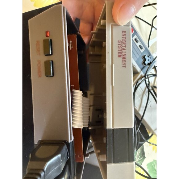 ENTERTAINMENT SYSTEM VIDEO GAME SMALL CONSOLE WITH CONTROLLERS Parts Only - Picture 4 of 5